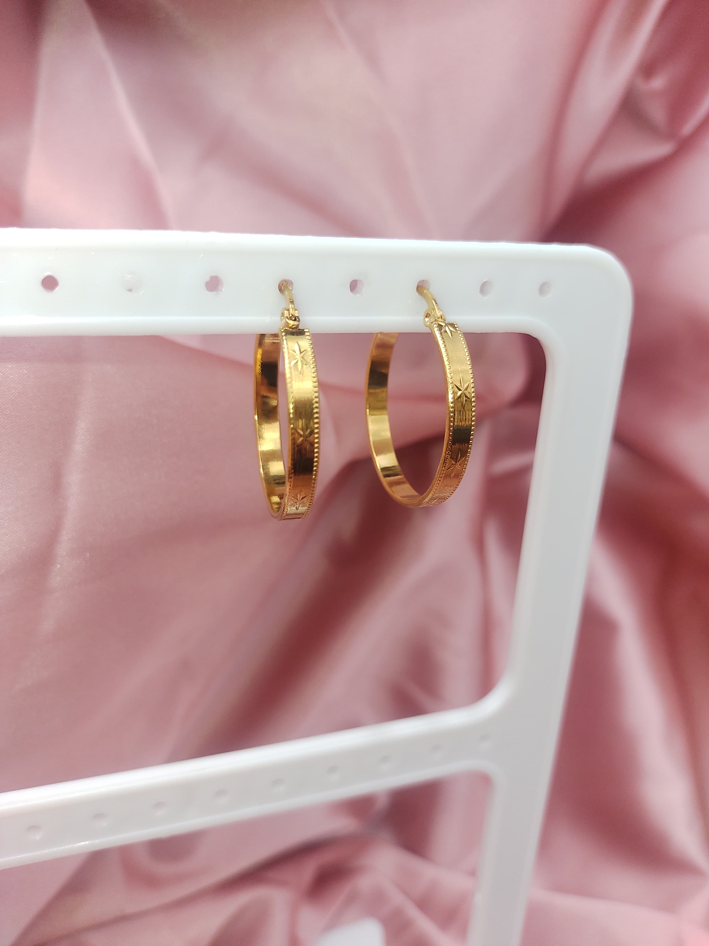 Aretes de tipo candongas